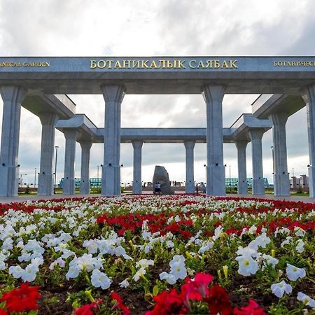 Уютная Квартира На Expo-Smart Замок Appartement Astana Buitenkant foto